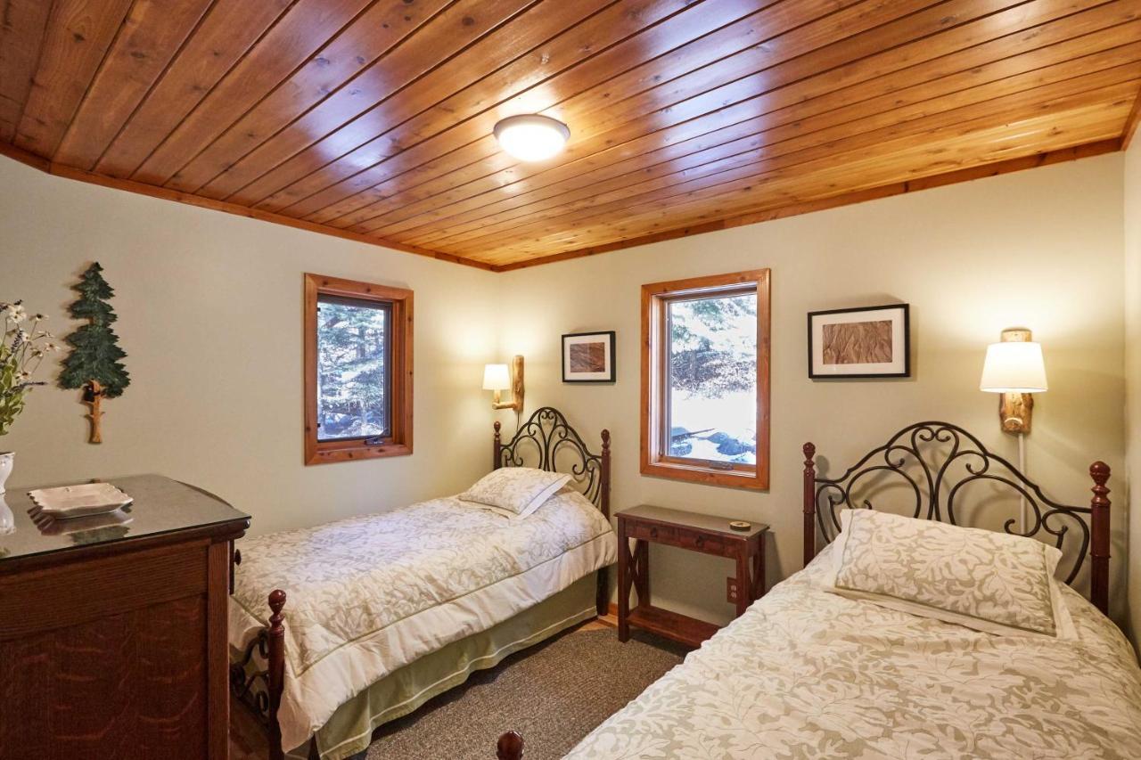Reflections Cabin On Lake Superior - Near Lutsen Schroeder Bagian luar foto